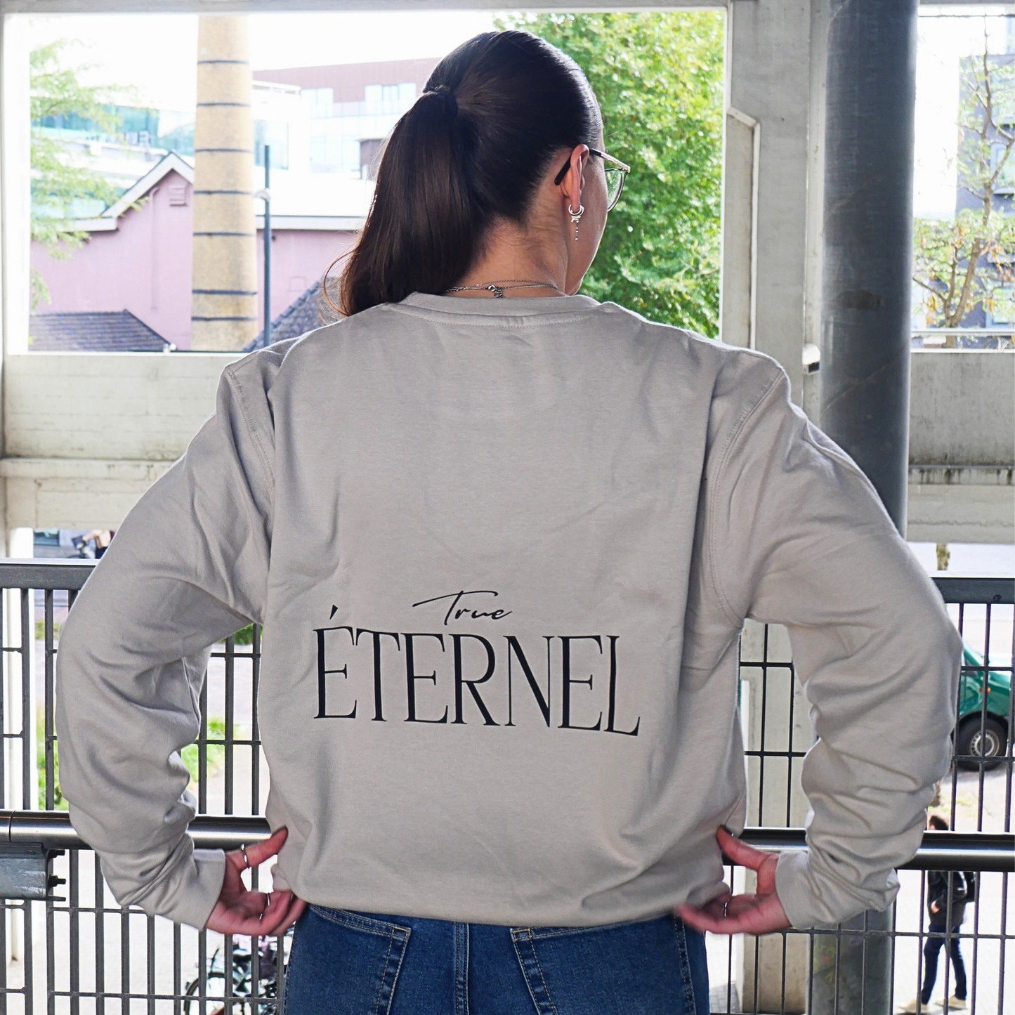 Eternel Sweater